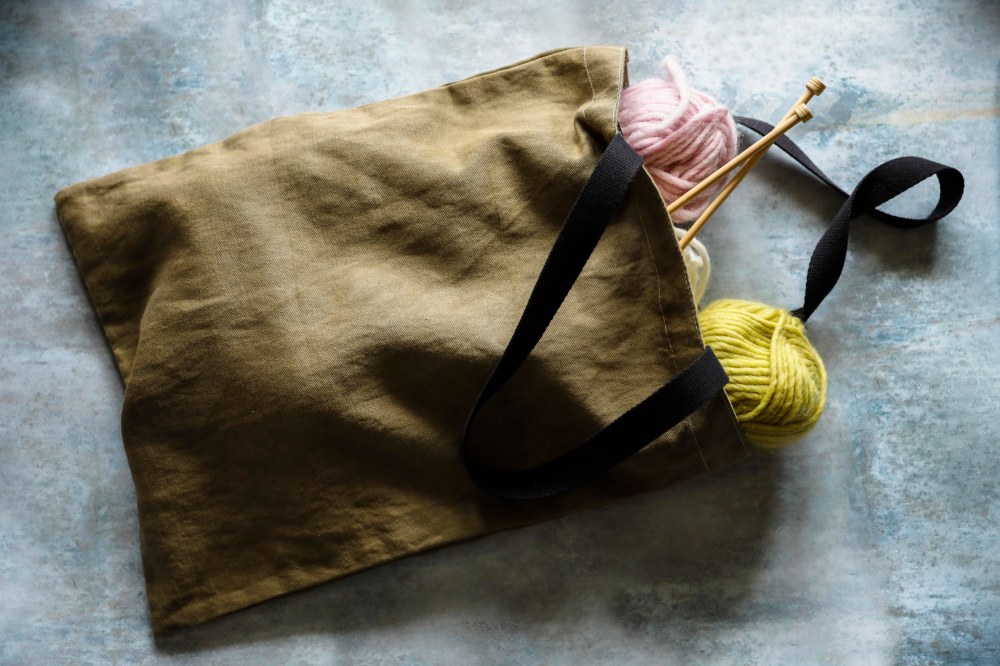 claudialeclercq-totebag-naturaldyed-tintesnaturales-dusoleildanslenord-solalnorte-handmade-6